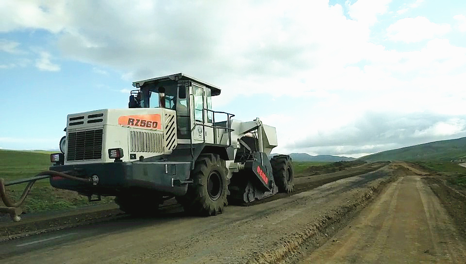 RZ560，蒙古大草原冷再生